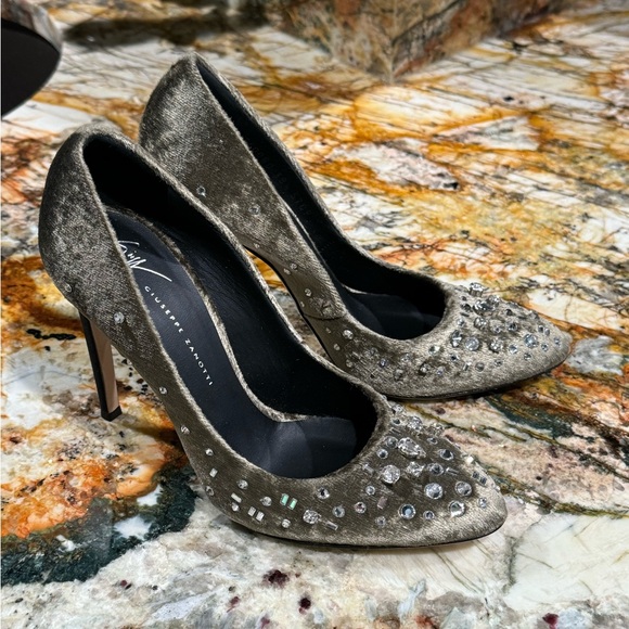 Giuseppe ZANOTTI Jewelled Stiletto Pumps NIB! 8.5 $825 VIDEO! Verdiana Bisonte - Picture 7 of 16
